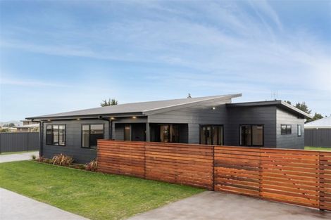 Photo of property in 9 Stoneleigh Drive, Chartwell, Hamilton, 3210