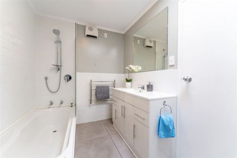 Photo of property in 30 Tripp Street, Geraldine, 7991