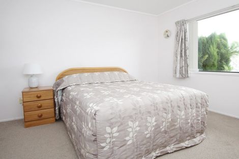 Photo of property in 130 Mayfair Avenue, Whangamata, 3620