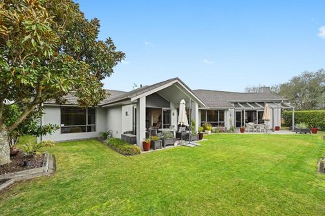 Photo of property in 7 Saint James Drive, Huntington, Hamilton, 3210