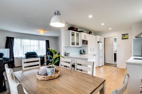 Photo of property in 12 Chester Street, Taradale, Napier, 4112