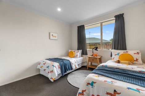 Photo of property in 6 Antrim Place, Nawton, Hamilton, 3200
