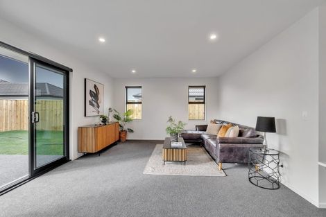 Photo of property in 18 Harlequin Drive, Rolleston, 7614