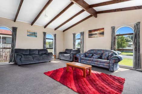 Photo of property in 4 Ratima Place, Whakatane, 3120