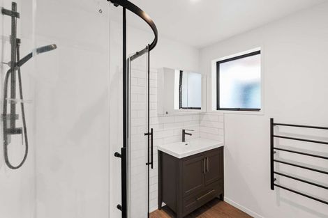 Photo of property in 33 Middleton Road, Upper Riccarton, Christchurch, 8041