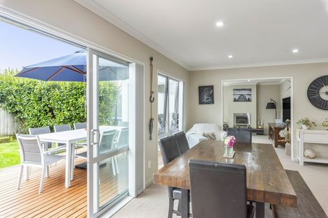 Photo of property in 44 Kotuku Drive, Paraparaumu Beach, Paraparaumu, 5032