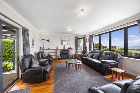 Photo of property in 202 Whirinaki Road, Eskdale, Napier, 4182