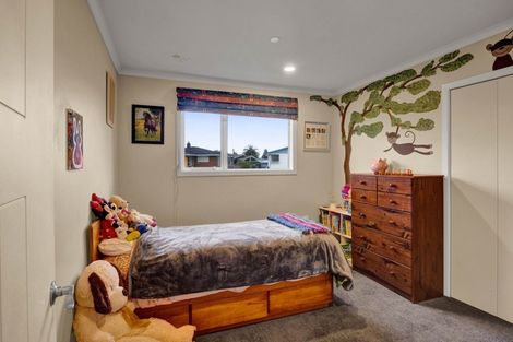 Photo of property in 30 Oberon Street, Stratford, 4332
