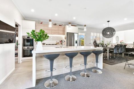 Photo of property in 96 Arran Point Parade, Orewa, 0931