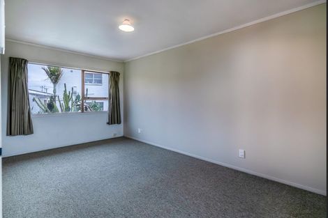 Photo of property in 2/3 Akehurst Avenue, New Lynn, Auckland, 0600