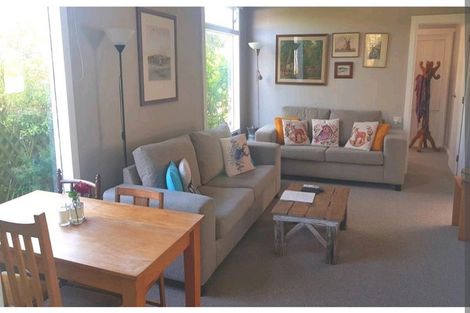 Photo of property in 6 Beach Road, Titahi Bay, Porirua, 5022