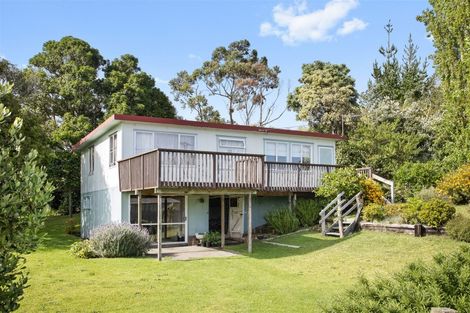 Photo of property in 69 Maunsell Road, Port Waikato, Tuakau, 2695