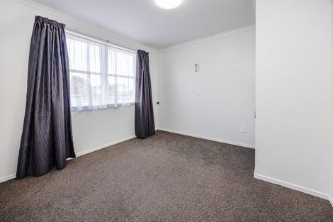Photo of property in 1/1 Cooper Place, Papakura, 2110