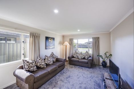 Photo of property in 6 Palliser Place, Poraiti, Napier, 4112