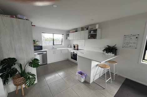 Photo of property in 2 Cardiff Street, Levin, 5510