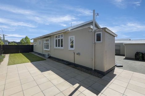 Photo of property in 30 Gamblins Road, Saint Martins, Christchurch, 8022