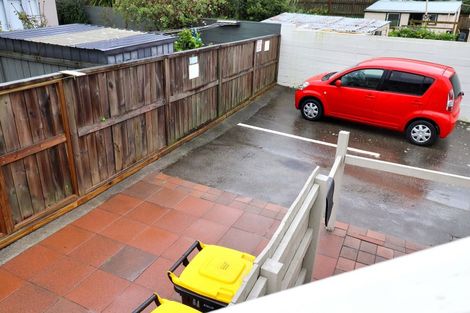 Photo of property in 40 Kilbirnie Crescent, Kilbirnie, Wellington, 6022