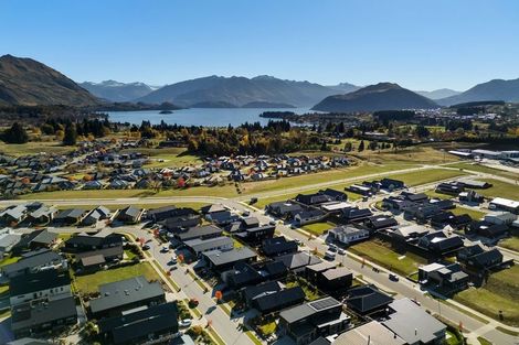 Photo of property in 54 Avalon Station Drive, Wanaka, 9305