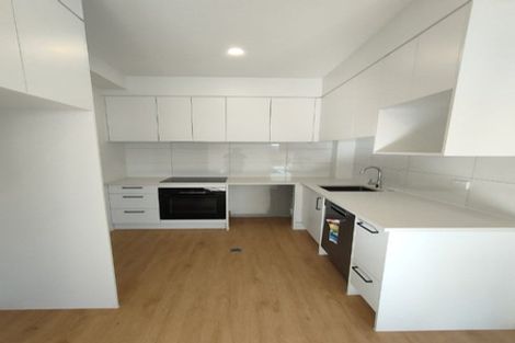 Photo of property in 32a/7 Westgate Drive, Massey, Auckland, 0614