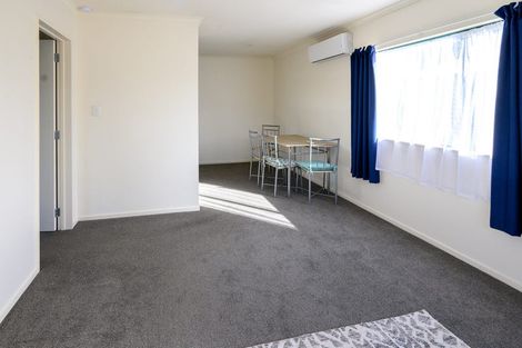 Photo of property in 37 Vardon Road, St Andrews, Hamilton, 3200