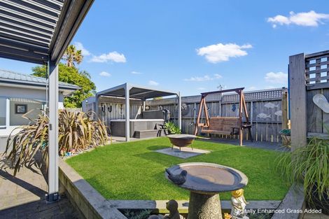 Photo of property in 11 Fishermans Drive, Coastlands, Whakatane, 3120