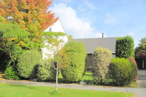 Photo of property in 21 Gothic Place, Ilam, Christchurch, 8041