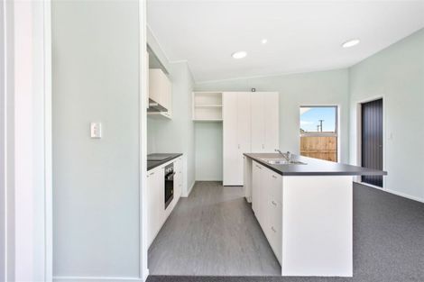 Photo of property in 9b Cuffs Road, Wainoni, Christchurch, 8061