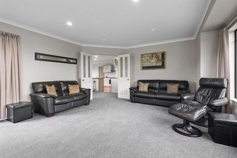 Photo of property in 24 Oaklands Drive, Cambridge, 3434