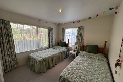 Photo of property in 275 Memorial Avenue, Burnside, Christchurch, 8053