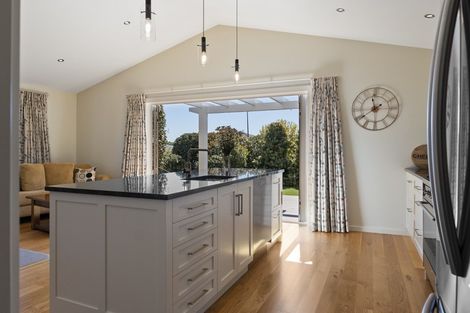 Photo of property in 8 John Sutton Place, Richmond, 7020