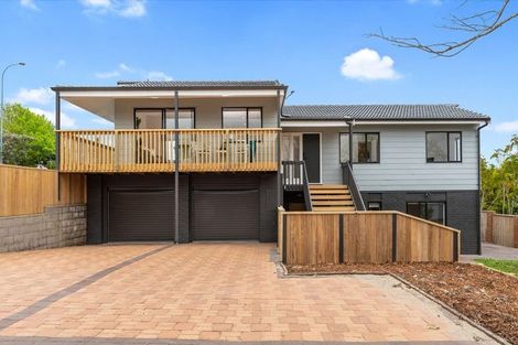 Photo of property in 168 Luckens Road, West Harbour, Auckland, 0618