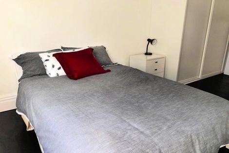 Photo of property in 15 Park Street, Thorndon, Wellington, 6011