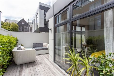 Photo of property in 26a Peterborough Street, Christchurch Central, Christchurch, 8013