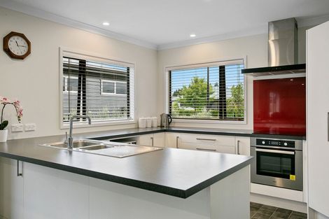 Photo of property in 17 Noumea Drive, Rangatira Park, Taupo, 3330