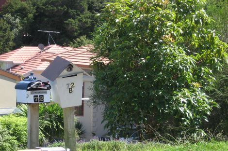 Photo of property in 72 Heathcote Road, Castor Bay, Auckland, 0620