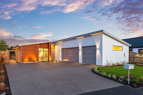 Photo of property in 95 Leistrella Road, Hoon Hay, Christchurch, 8025