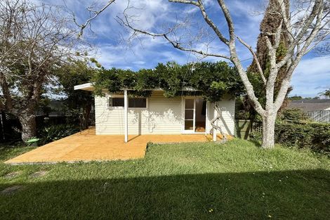 Photo of property in 18a Dallinghoe Crescent, Milford, Auckland, 0620