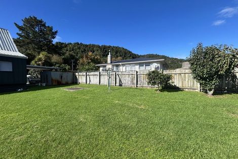 Photo of property in 4 Lake Okataina Road, Lake Okataina, Rotorua, 3074
