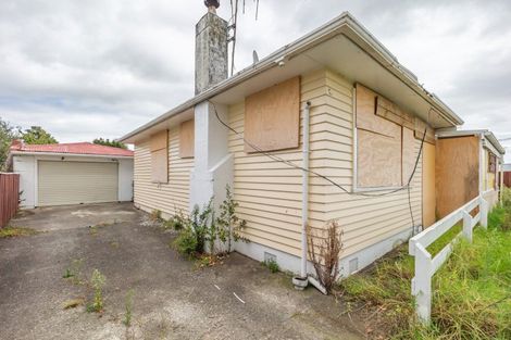 Photo of property in 30 Bledisloe Street, Levin, 5510