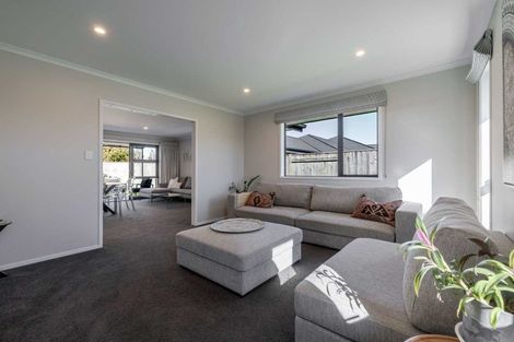 Photo of property in 33 Monarch Drive, Ashhurst, 4810