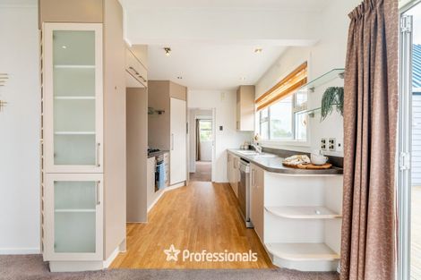 Photo of property in 3 Lone Tree Grove, Kelson, Lower Hutt, 5010