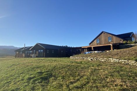 Photo of property in 82 Threepwood Road, Lake Hayes, Queenstown, 9371