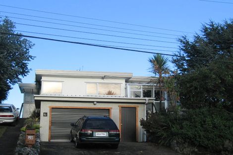 Photo of property in 6 Sweetman Avenue, Paraparaumu Beach, Paraparaumu, 5032
