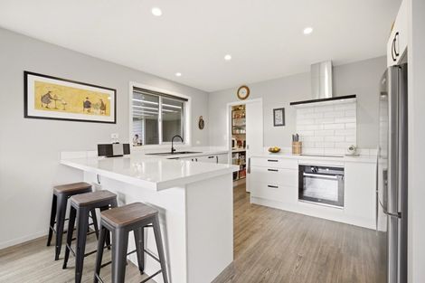Photo of property in 12 Claremont Crescent, Amberley, 7410