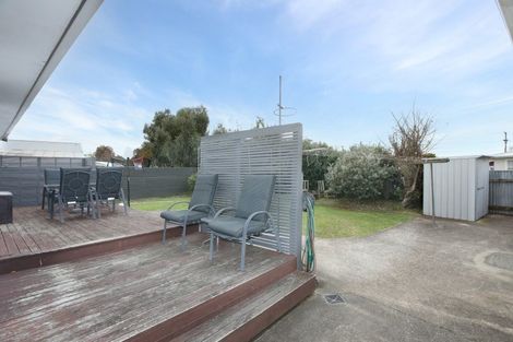 Photo of property in 12 Pryde Place, Feilding, 4702