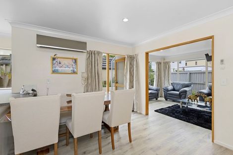 Photo of property in 1/33 Holly Road, St Albans, Christchurch, 8014