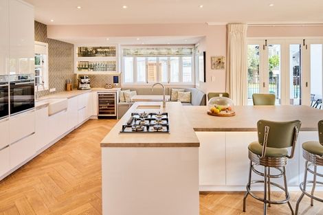 Photo of property in 25 Cheviot Road, Lowry Bay, Lower Hutt, 5013