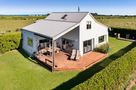 Photo of property in 141 Scott Road, Okaiawa, Hawera, 4671