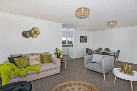 Photo of property in 3/37 Western Hills Drive, Kensington, Whangarei, 0112