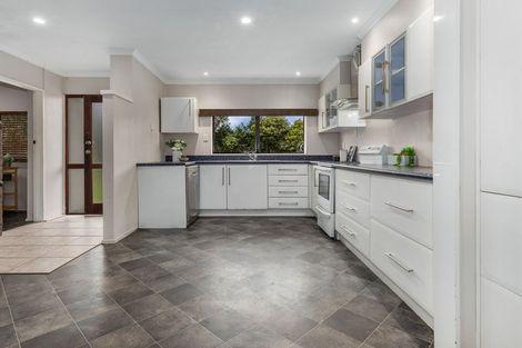 Photo of property in 189 Tararua Road, Levin, 5571